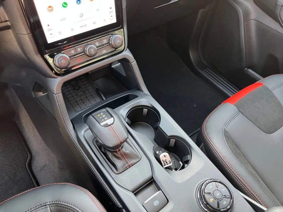 Ford Raptor - foto 11