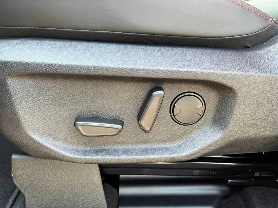 Ford Raptor - foto 18