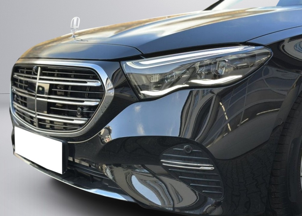 Mercedes-Benz E 220d 4MATIC - foto 18