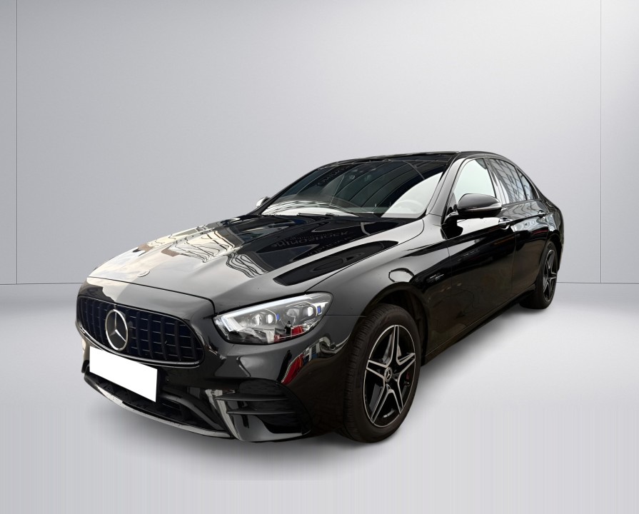 Mercedes-Benz E 300e 4MATIC AMG Line