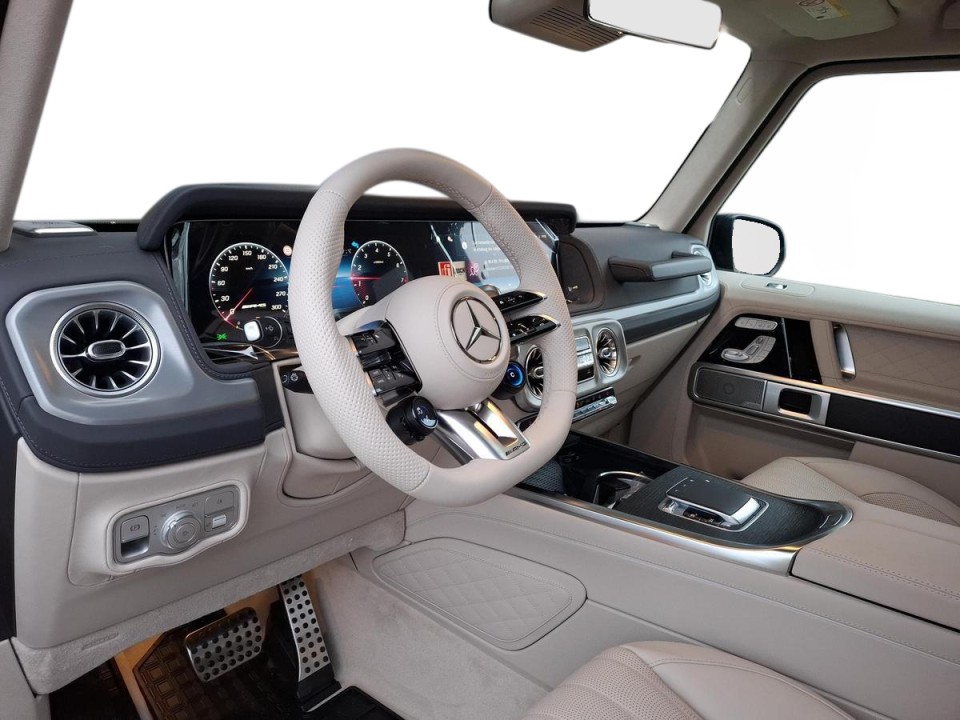 Mercedes-Benz G 63 AMG - foto 10