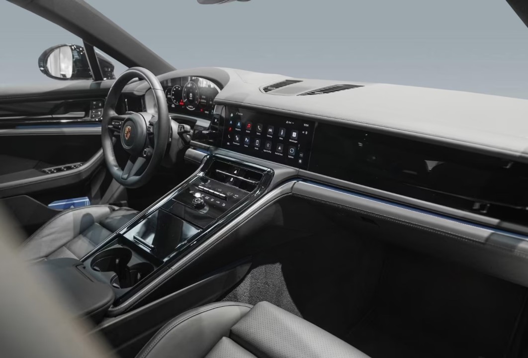 Porsche Panamera 4 - foto 8