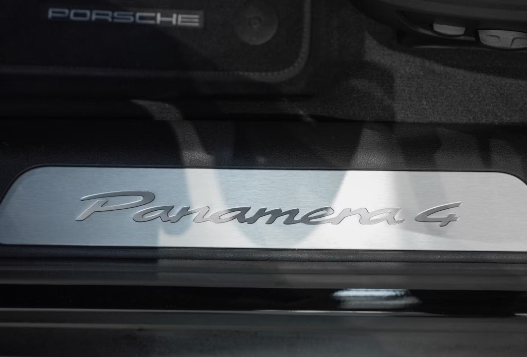 Porsche Panamera 4 - foto 24