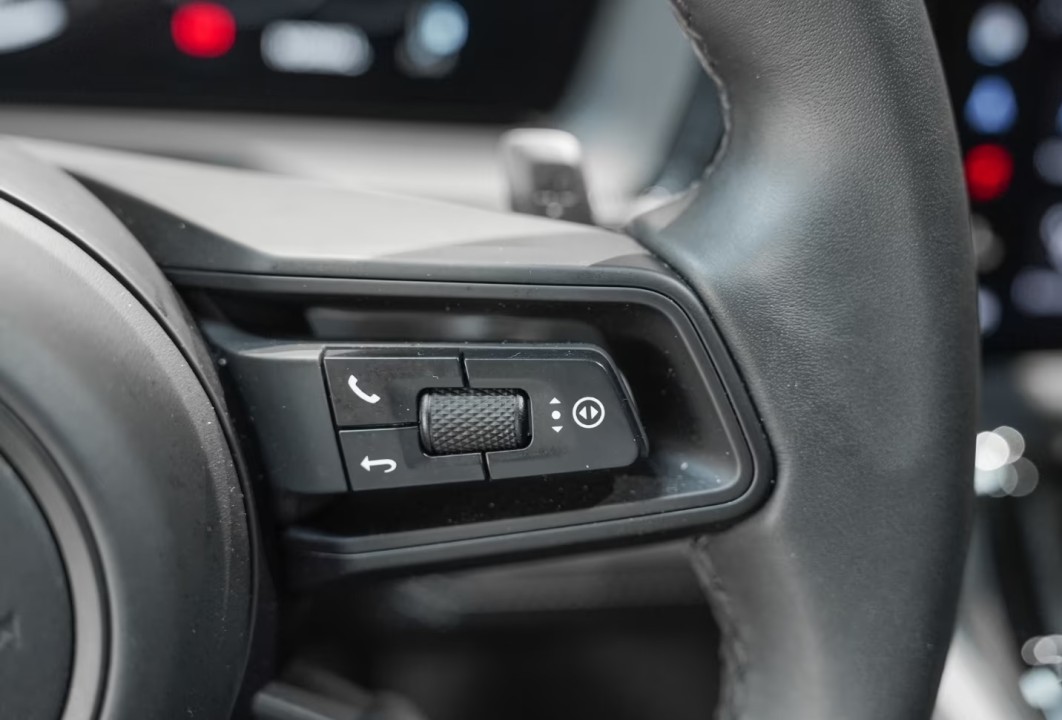 Porsche Panamera 4 - foto 12