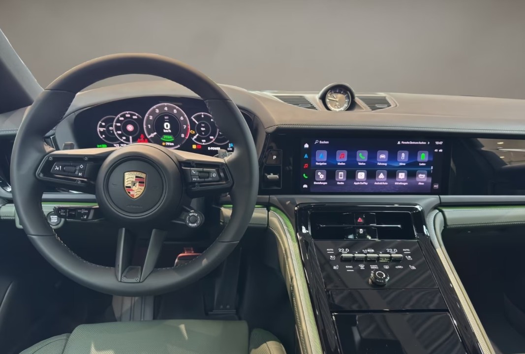 Porsche Panamera 4 E-Hybrid - foto 10