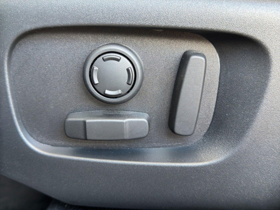 Land Rover Range Rover Velar D200 R-Dyamic - foto 12