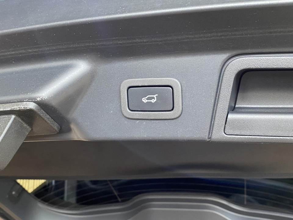 Land Rover Range Rover Velar S - foto 28