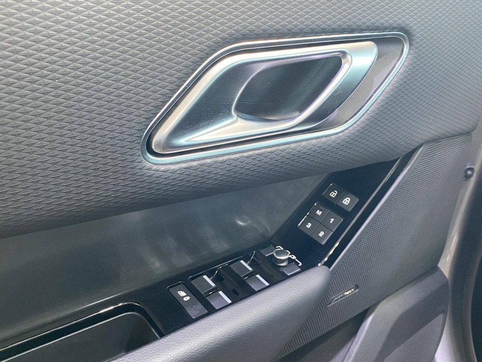 Land Rover Range Rover Velar S - foto 27