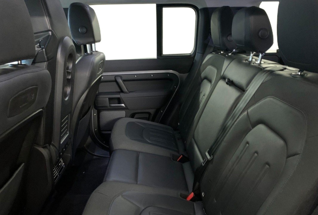 Land Rover Defender 110 D200 - foto 6