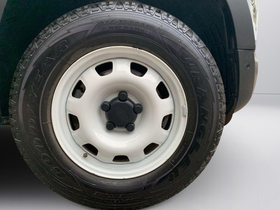 Land Rover Defender 110 D250 - foto 18