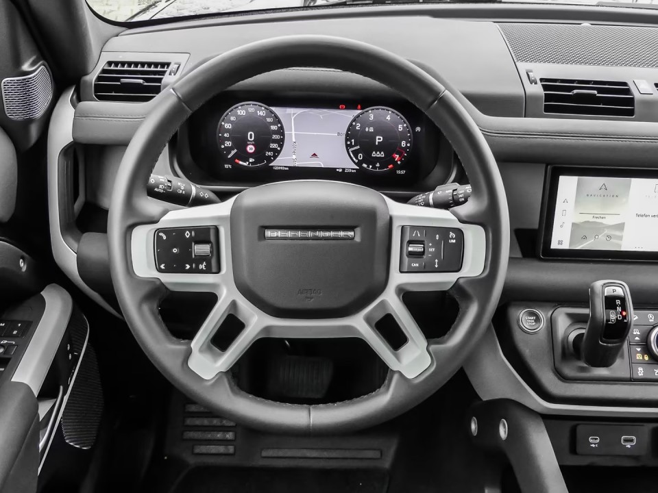 Land Rover Defender P400 X-Dynamic SE - foto 6