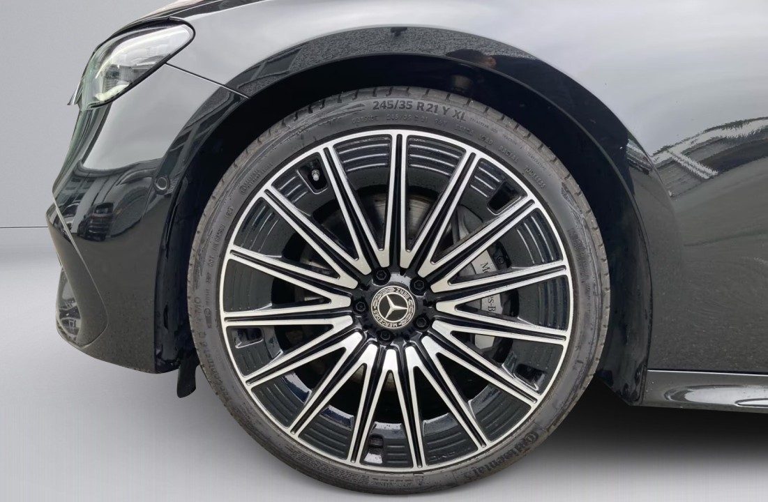 Mercedes-Benz E 200 AMG - foto 15