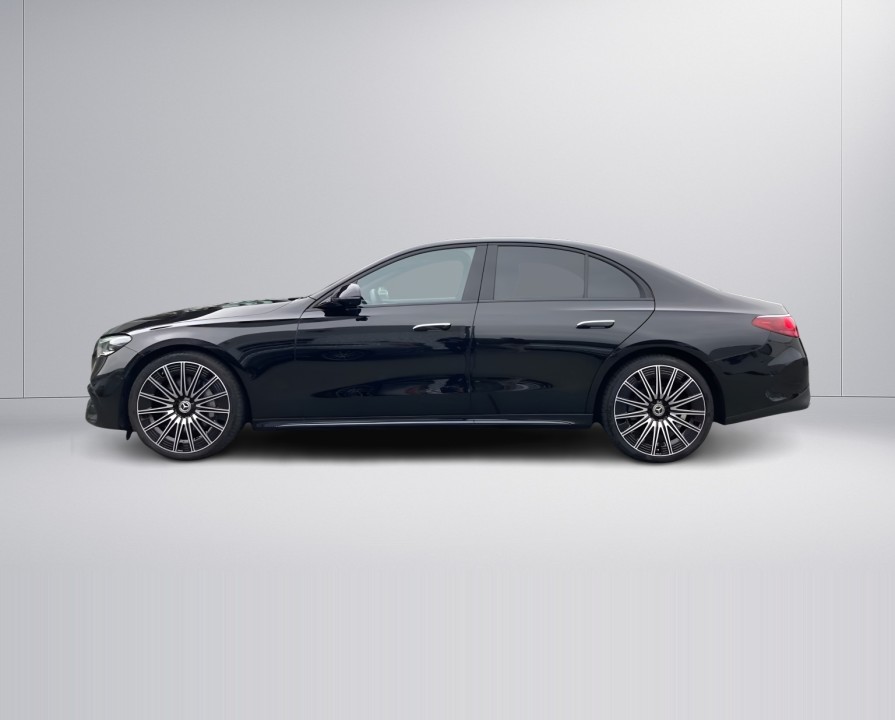 Mercedes-Benz E 200 AMG - foto 6