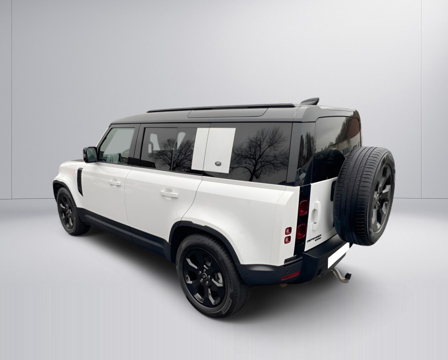 Land Rover Defender 110 SE (3)
