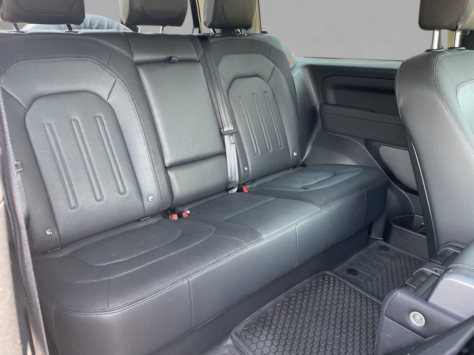 Land Rover Defender 90 D300 X-Dynamic - foto 8