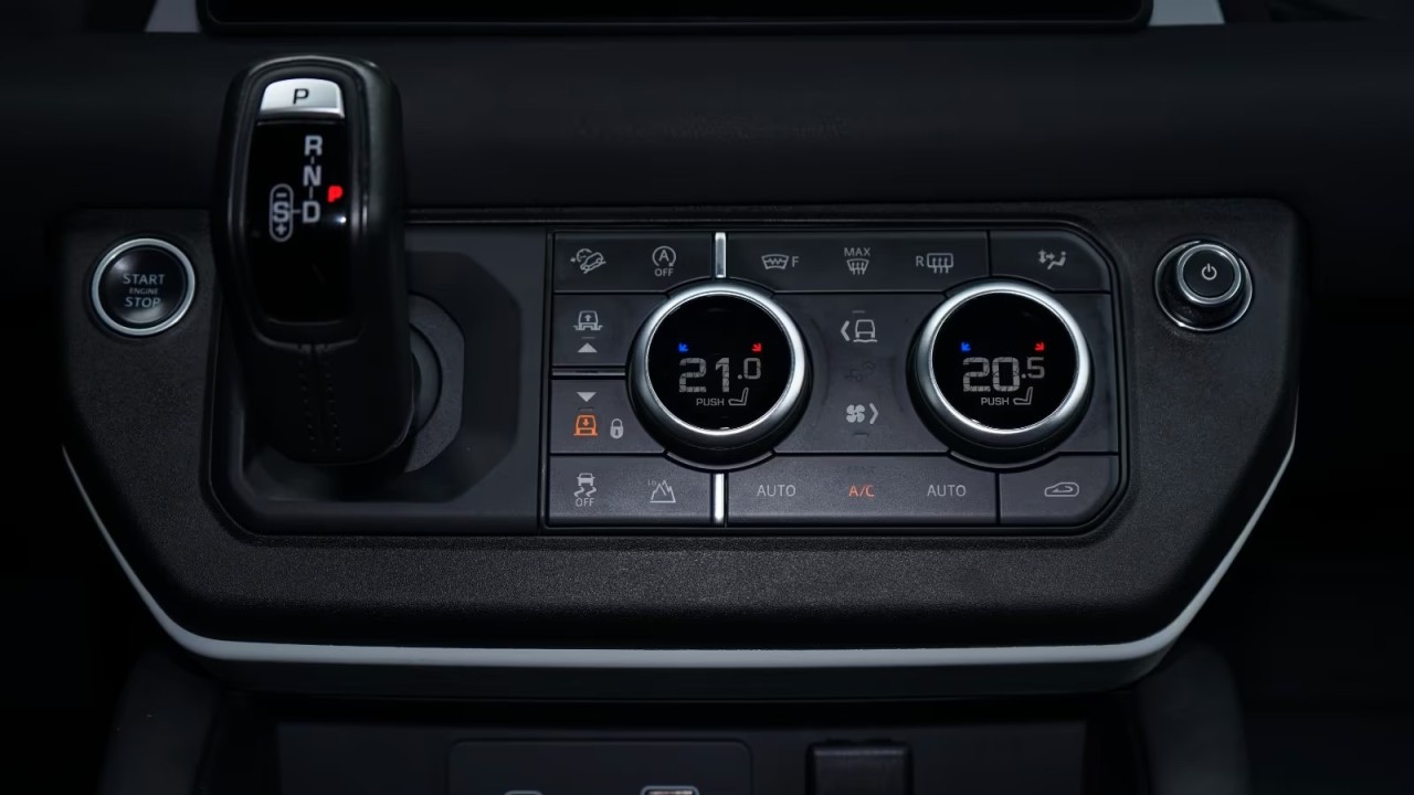 Land Rover Defender D200 S - foto 17