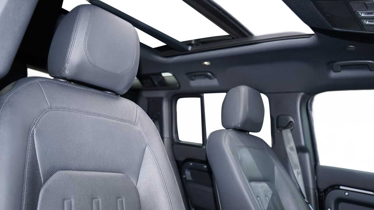 Land Rover Defender D200 S - foto 22