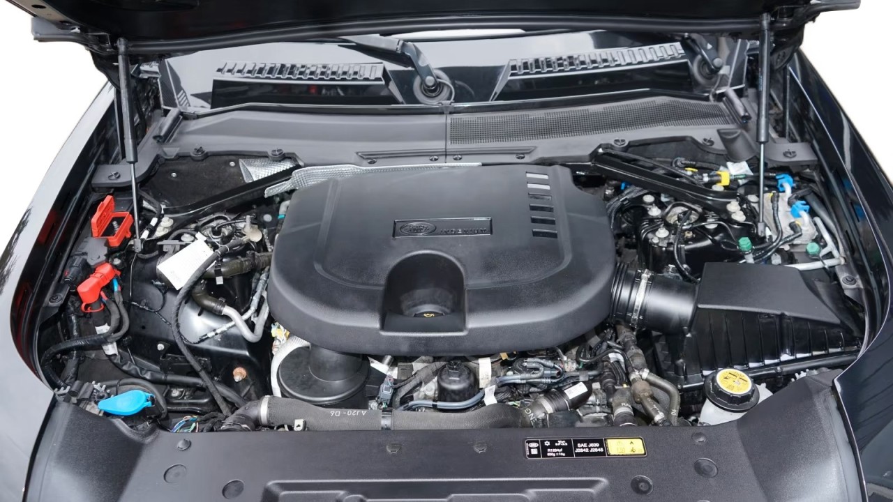 Land Rover Defender D200 S - foto 26