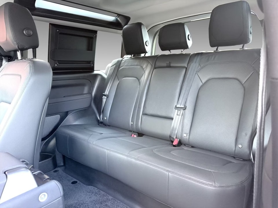Land Rover Defender D200 S - foto 8