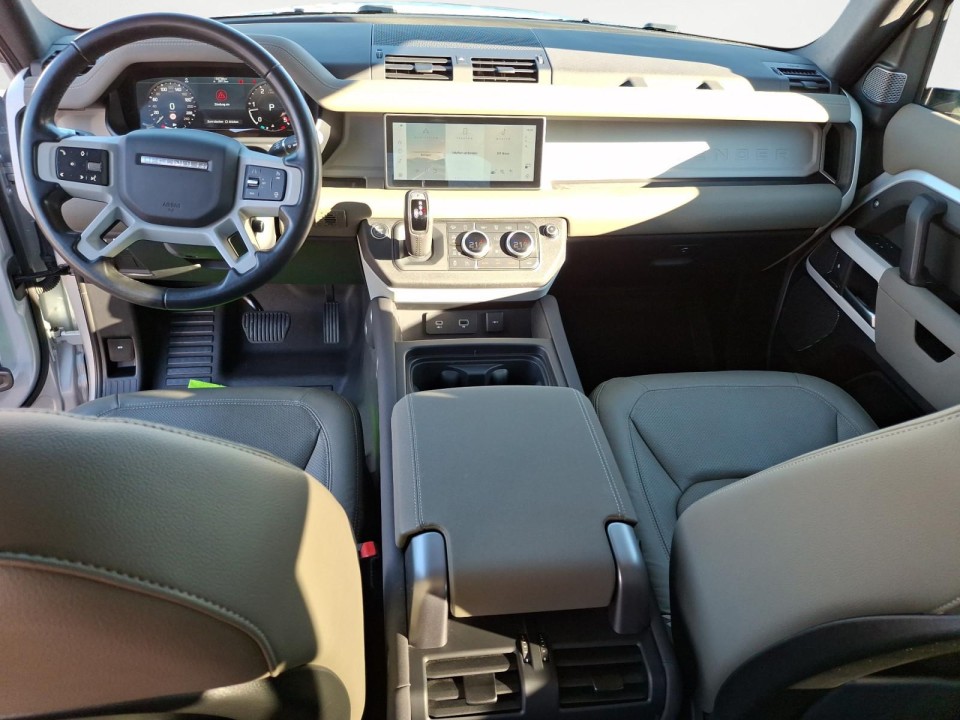 Land Rover Defender 110 D250 SE - foto 10