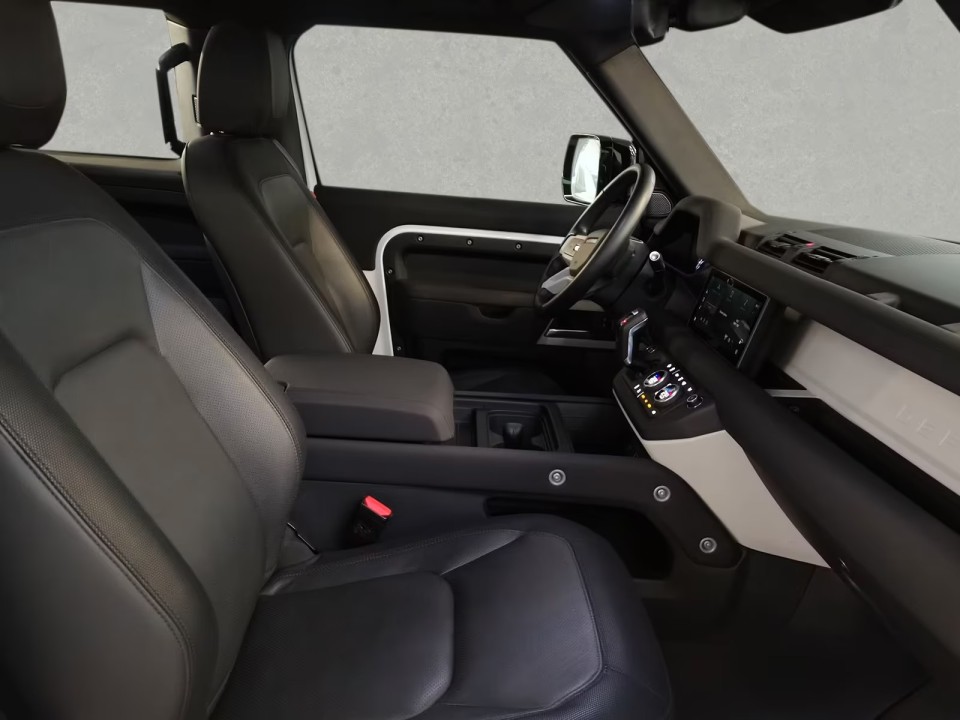Land Rover Defender D200 X-Dynamic SE - foto 7