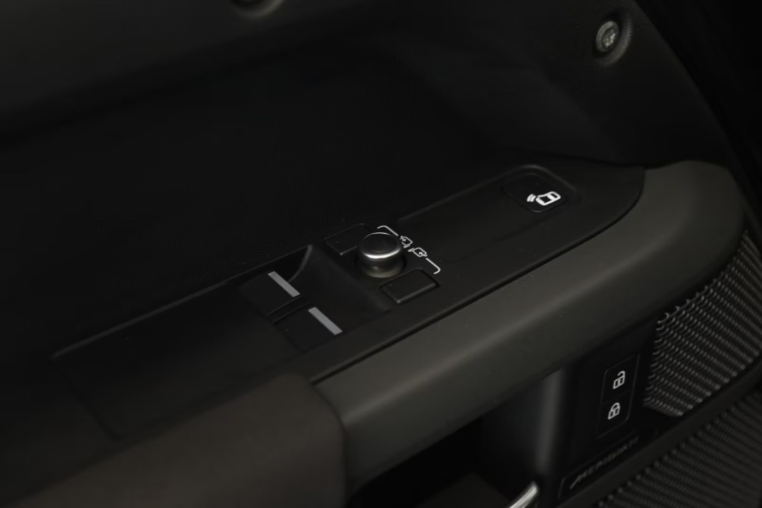 Land Rover Defender D250 X-Dynamic S - foto 20