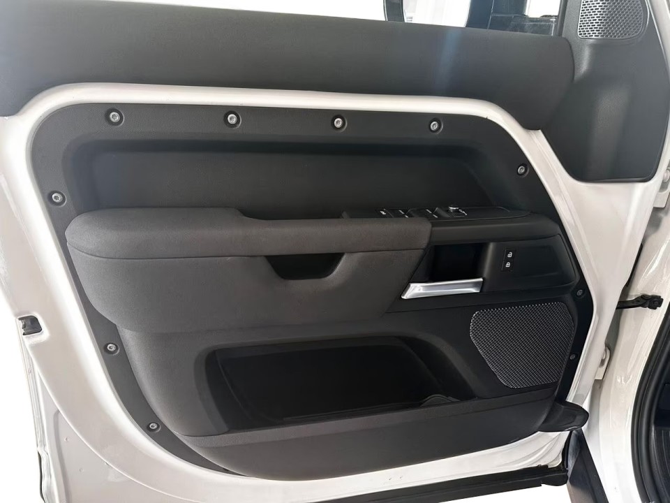 Land Rover Defender 110 D250 - foto 13