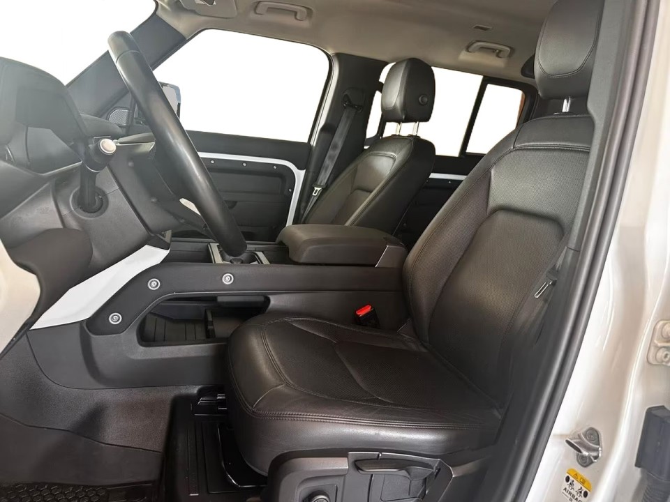 Land Rover Defender 110 D250 - foto 9