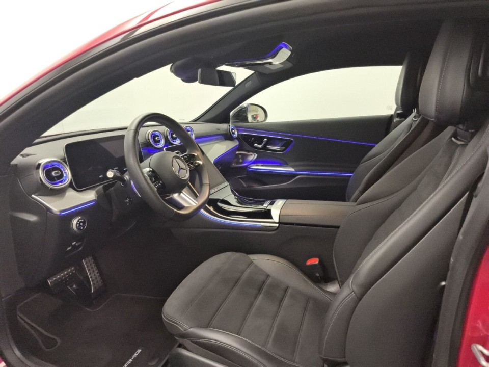 Mercedes-Benz CLE 200 AMG - foto 9