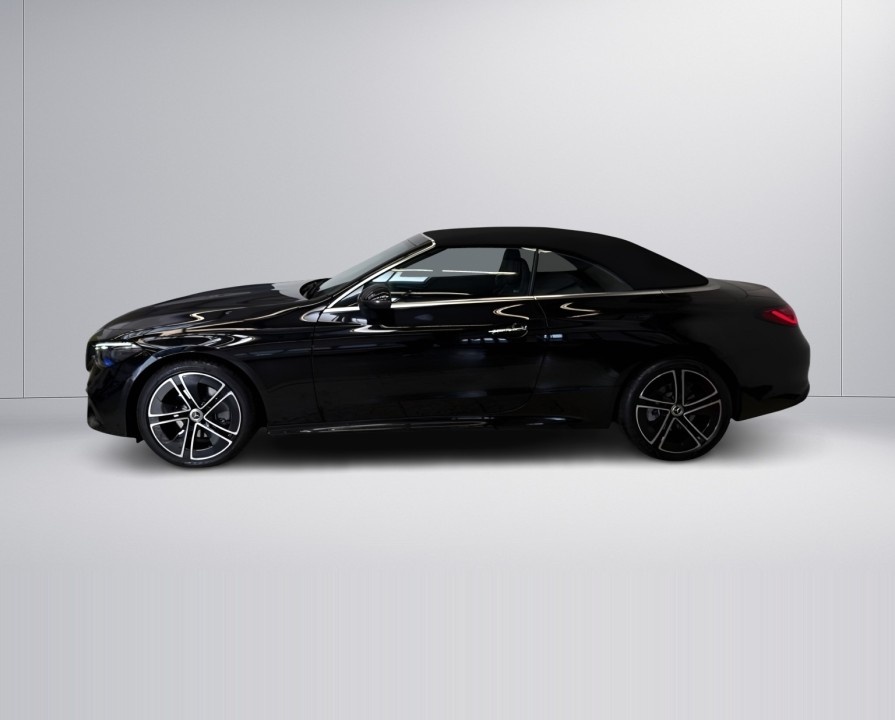 Mercedes-Benz CLE 200 - foto 11