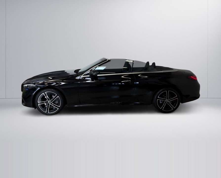 Mercedes-Benz CLE 200 - foto 12