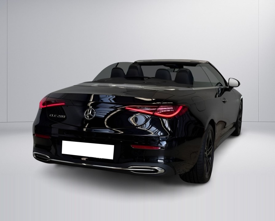 Mercedes-Benz CLE 200 - foto 6