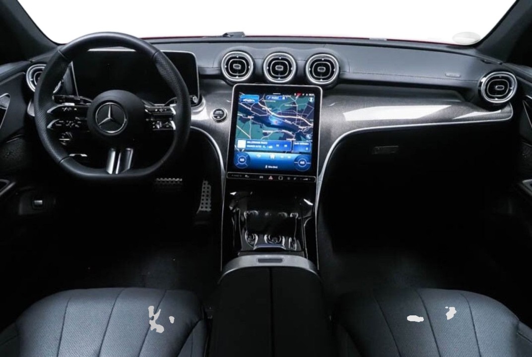 Mercedes-Benz CLE 200 4MATIC AMG (4)