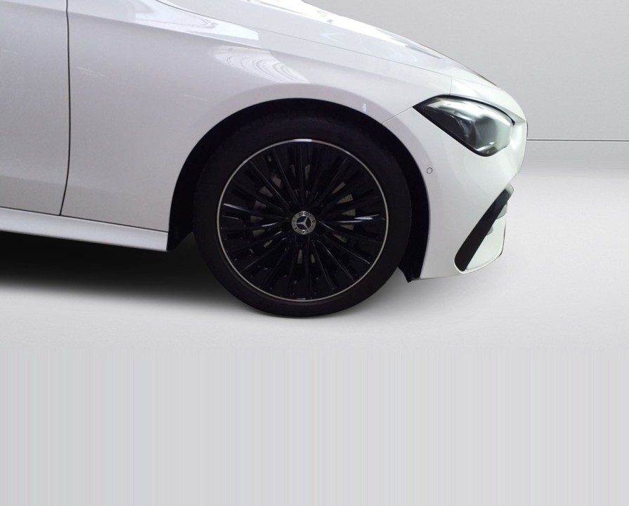 Mercedes-Benz CLE 200 AMG - foto 15