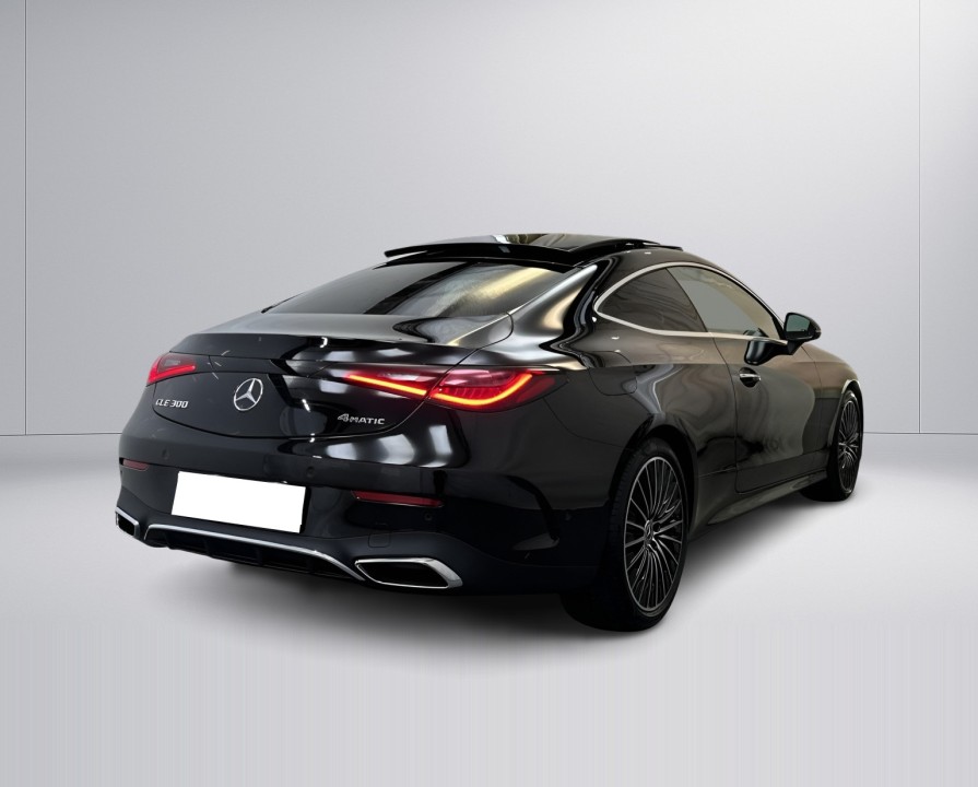 Mercedes-Benz CLE 300 4MATIC (2)
