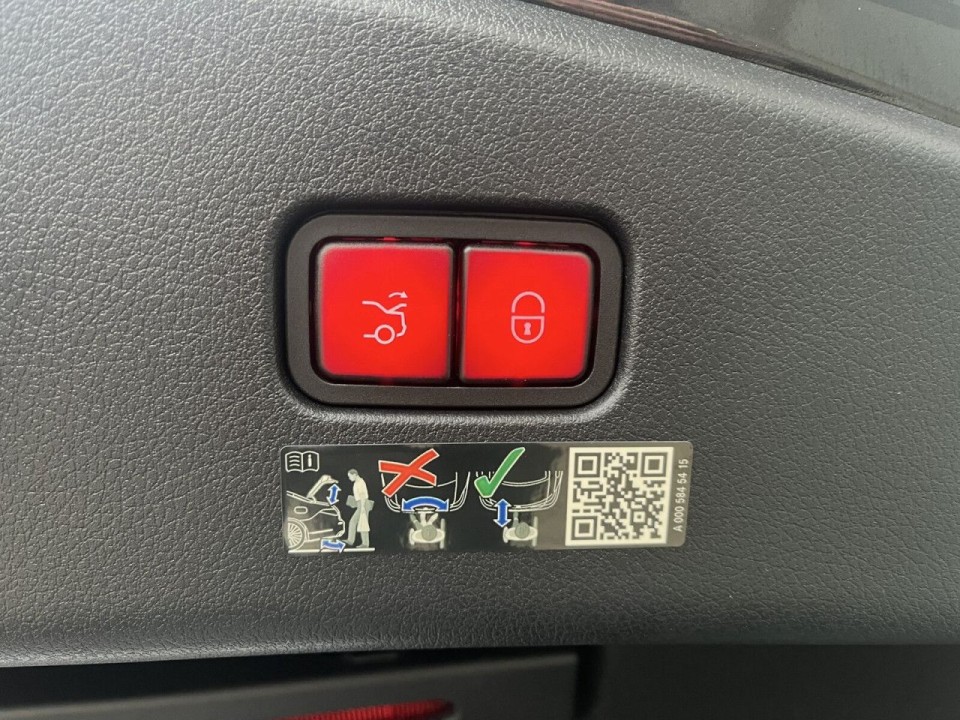 Mercedes-Benz CLE 300 4MATIC AMG - foto 12