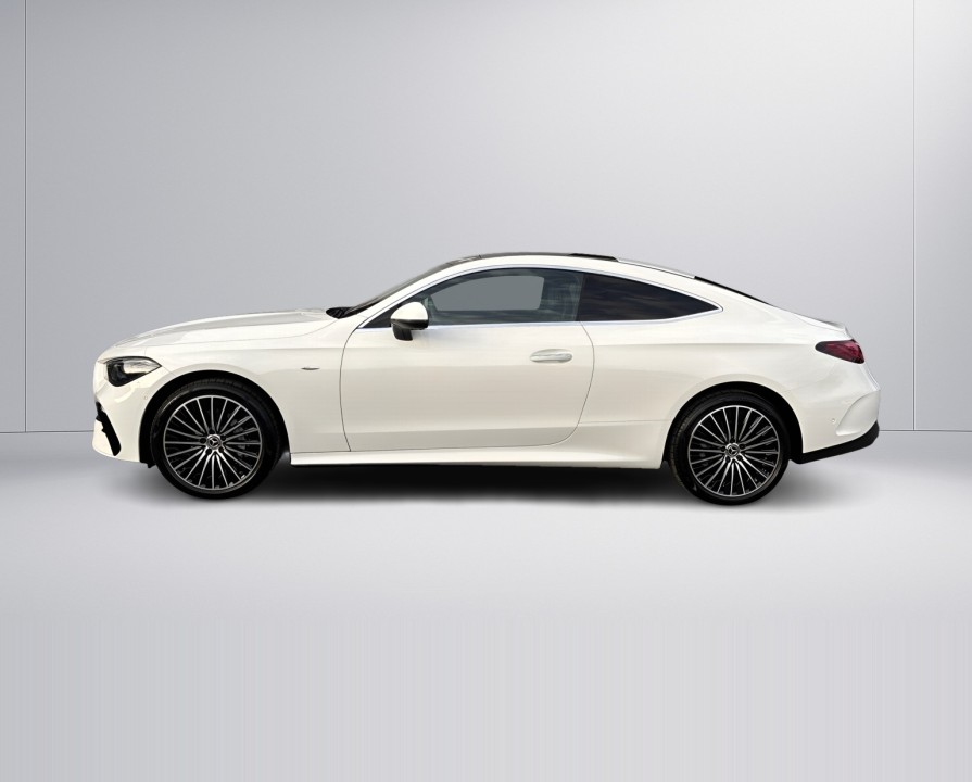 Mercedes-Benz CLE 300e AMG (4)