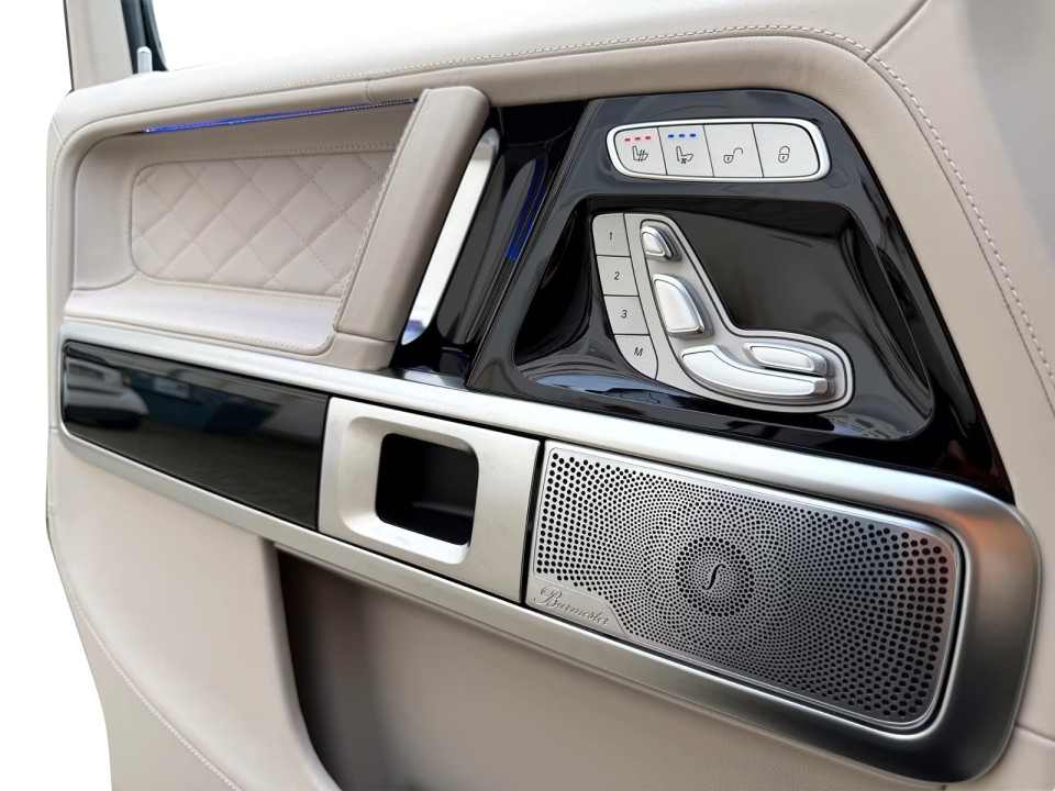 Mercedes-Benz G 63 AMG - foto 25