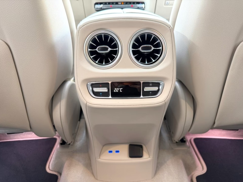 Mercedes-Benz G 63 AMG - foto 18