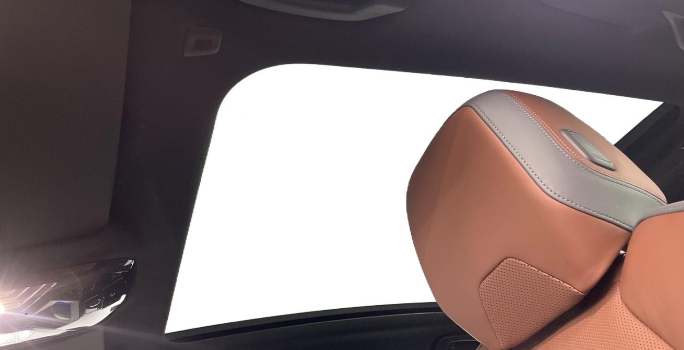 BMW Seria 5 xDrive550e M-Sport - foto 11