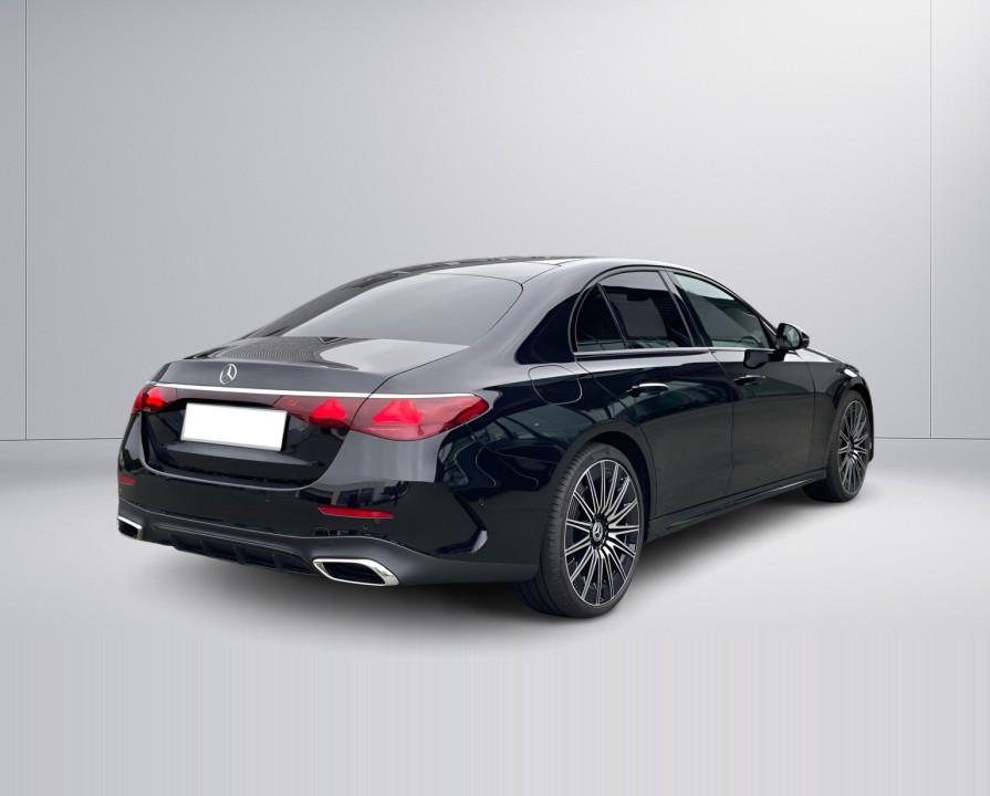 Mercedes-Benz E 200 AMG (3)