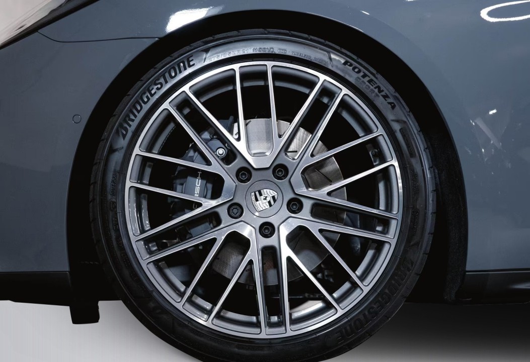 Porsche Panamera Sport - foto 38