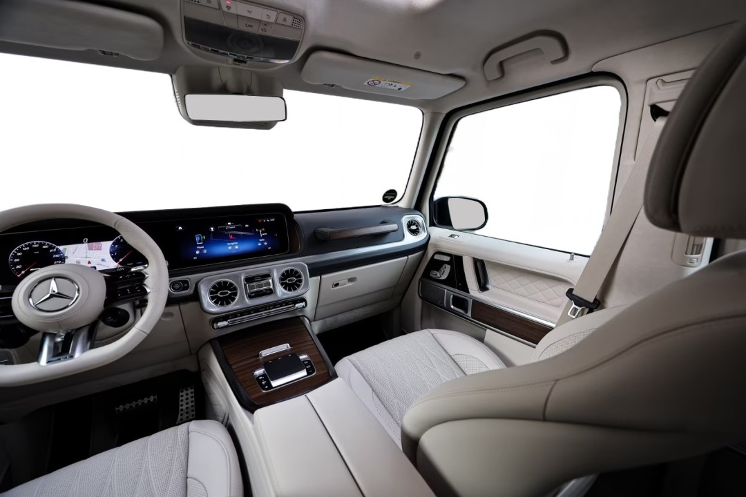 Mercedes-Benz G 63 AMG - foto 14