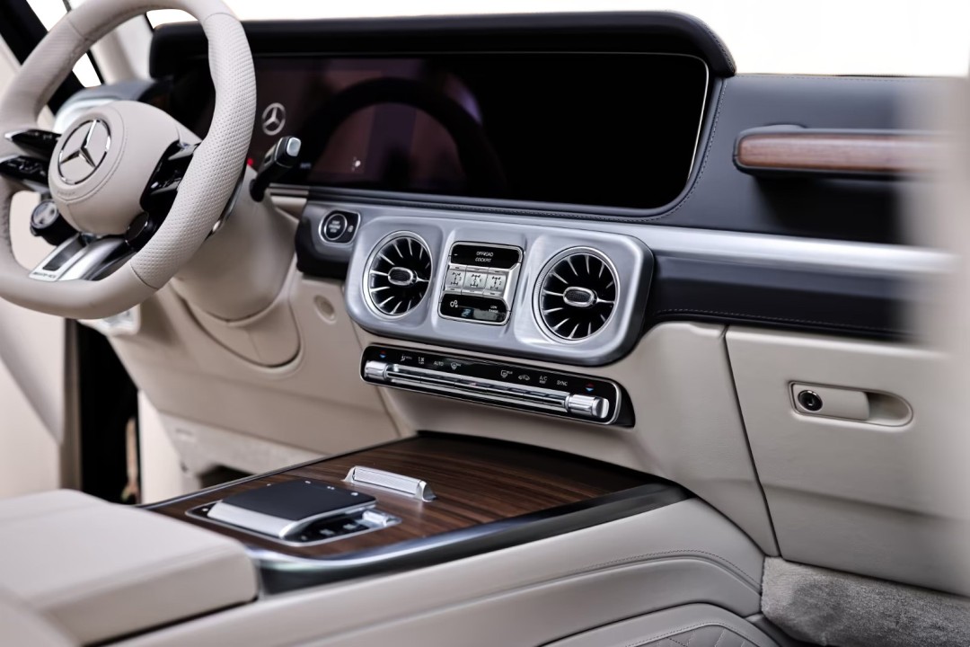 Mercedes-Benz G 63 AMG - foto 13