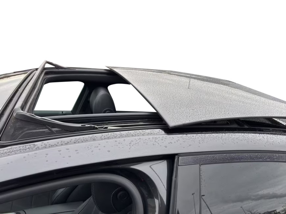 Mercedes-Benz E 300d 4MATIC AMG - foto 26