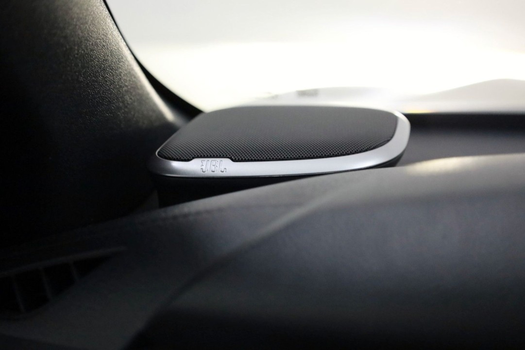 Toyota Hilux Invincible 2.8D - foto 25