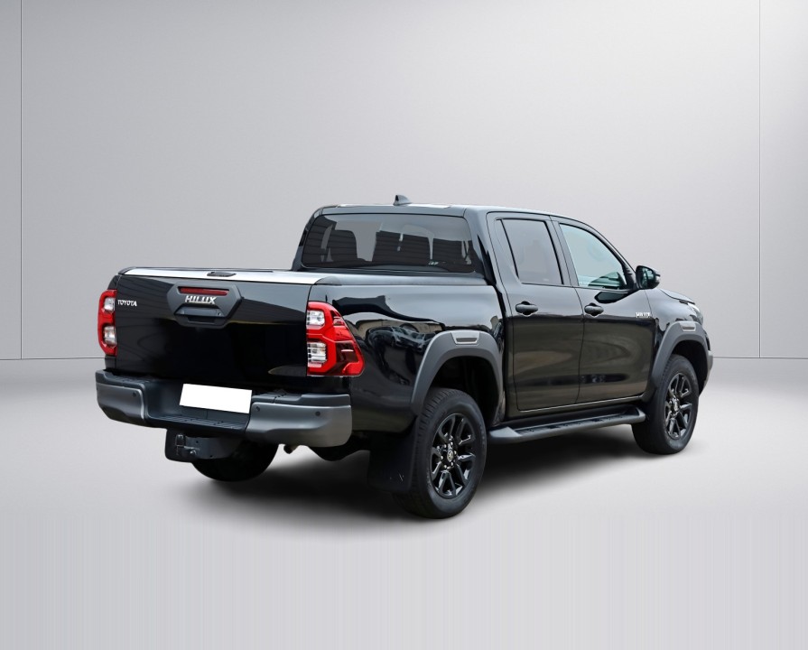 Toyota Hilux Invincible 2.8D (3)