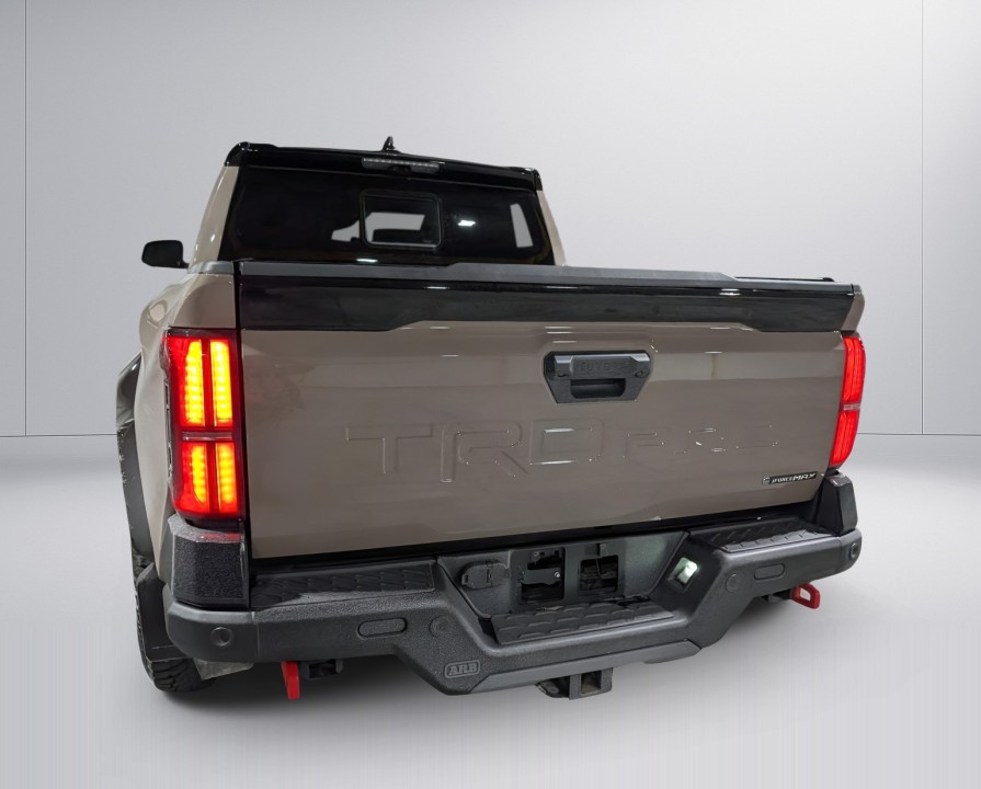 Toyota Tacoma TRD PRO (3)