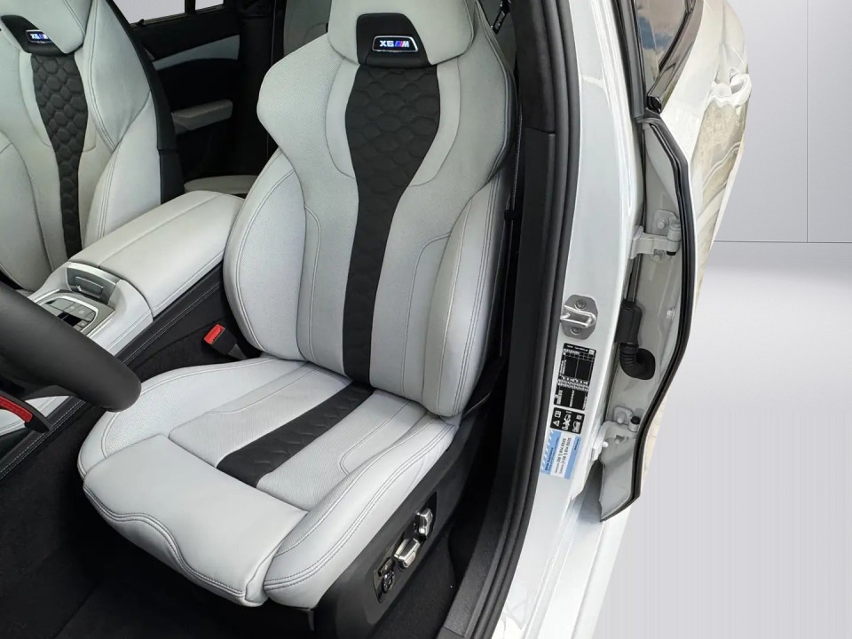 BMW X6 M Competition - foto 7