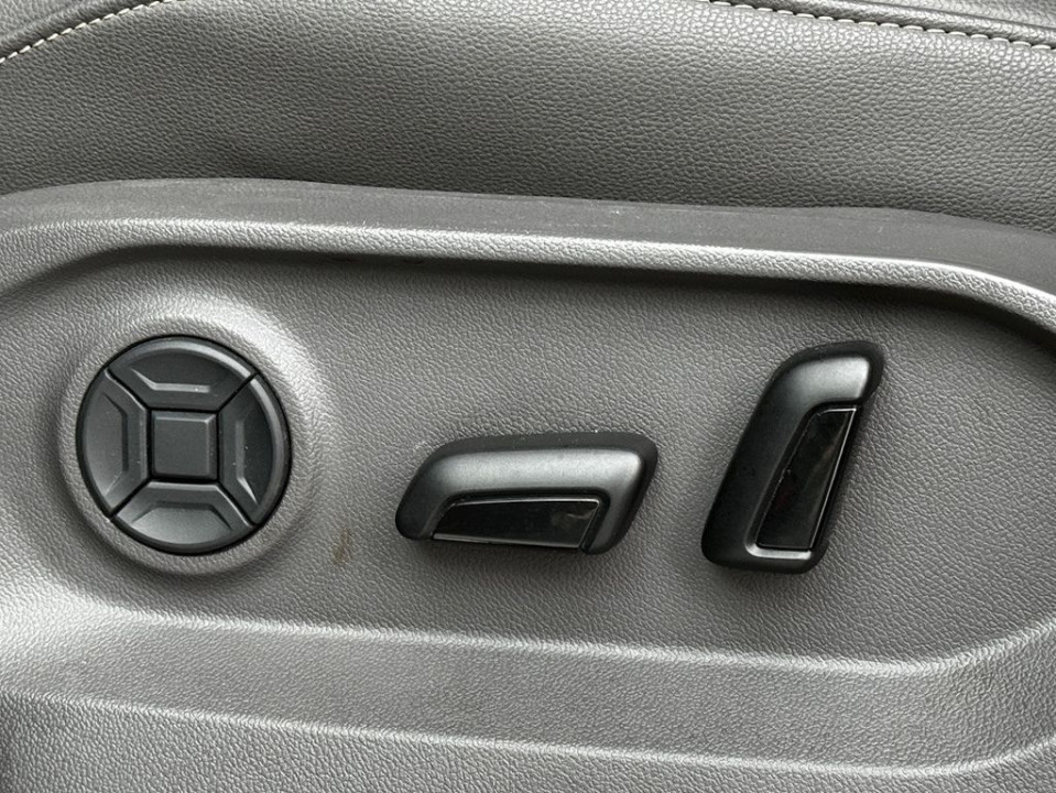 Volkswagen Touareg Atmosphere 4Motion - foto 16